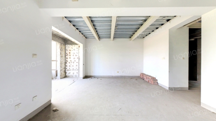 万科柏翠园二手房实景图