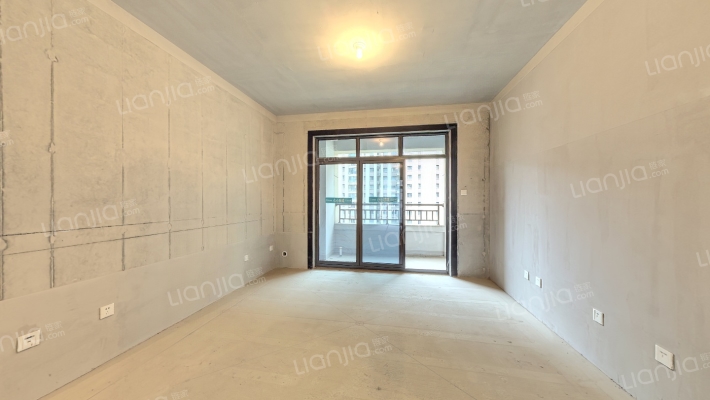 万达天樾二期二手房实景图