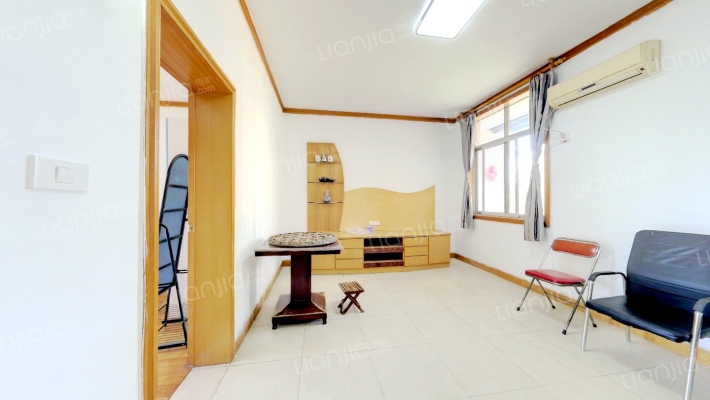 华师一初中部家属区二手房实景图