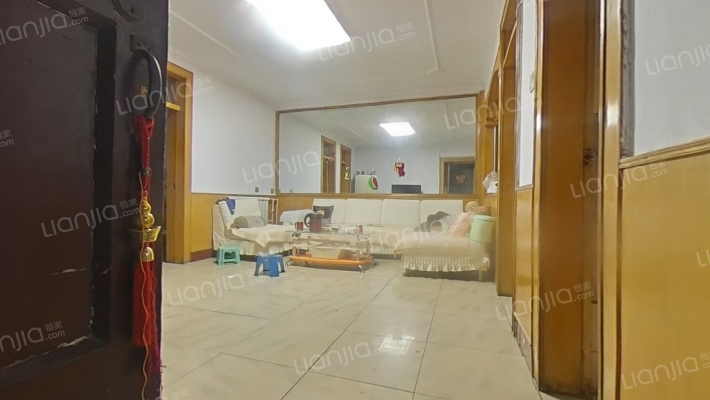 军营路社区阳光院二手房实景图