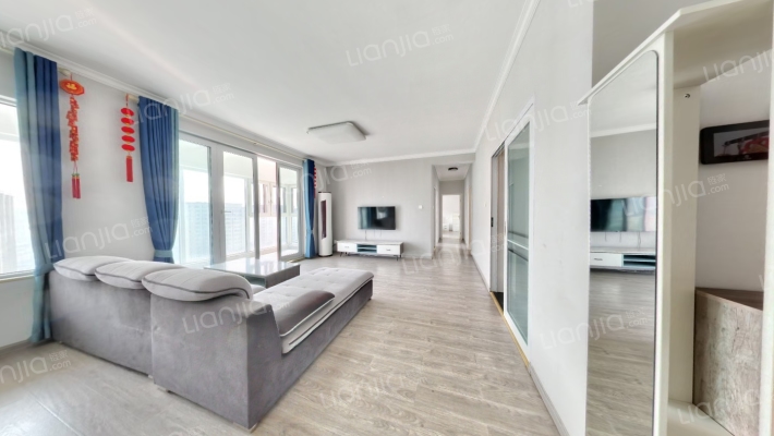 保利国宾首府二手房实景图