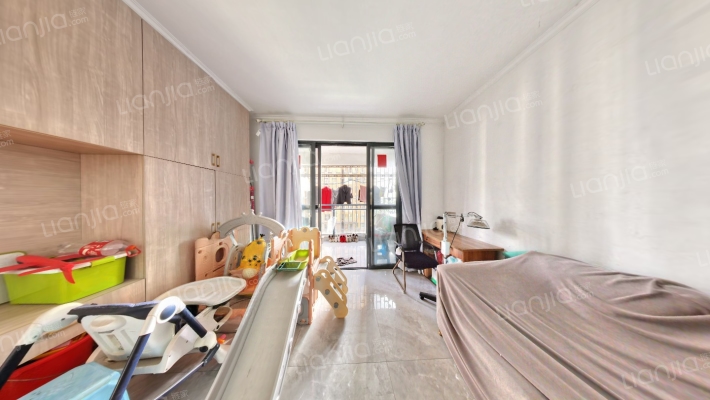 富丽华府二手房实景图