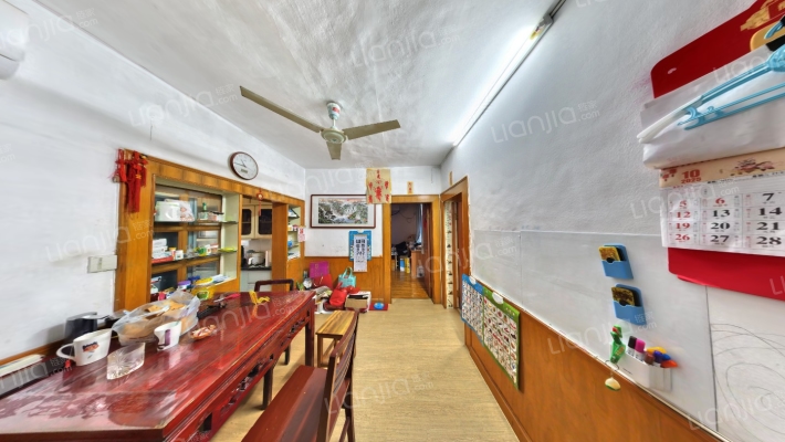 青山一邨113-119号二手房实景图