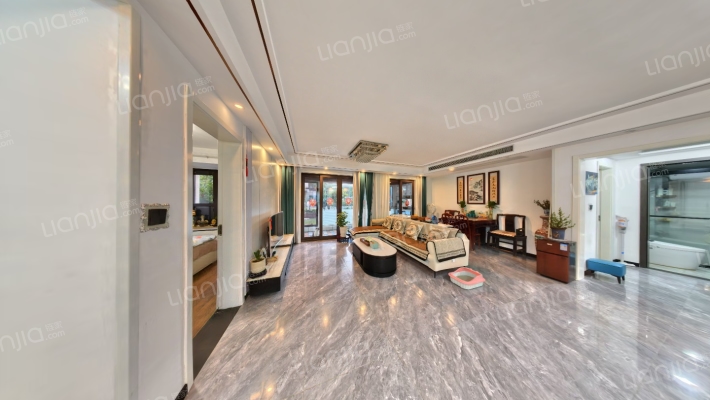 绿地湖语墅四期二手房实景图