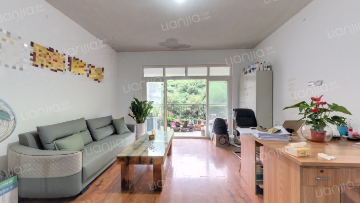 河东花园B区二手房实景图