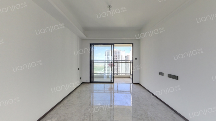 万科深业湾中新城二手房实景图