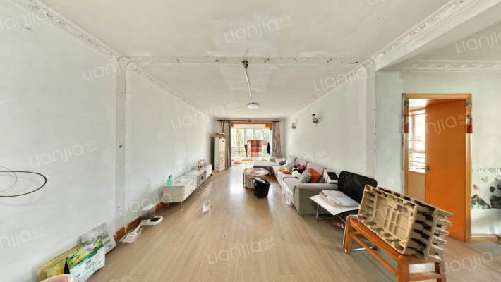 燕语华庭二手房实景图