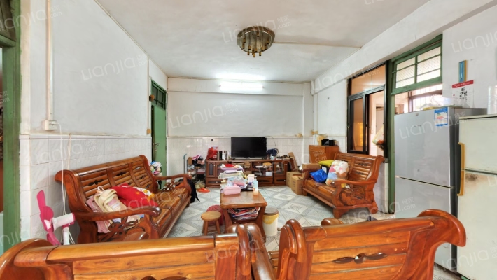 政府机关大院二手房实景图