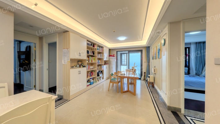 中海熙湾二手房实景图