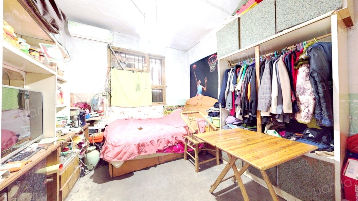 过街楼街46号二手房实景图