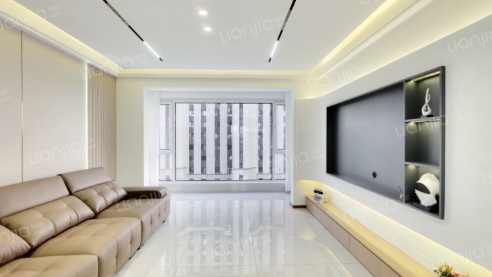 碧桂园·翡翠山二手房实景图