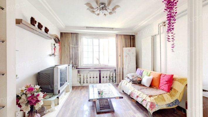 铁路北福华小区一号院二手房实景图