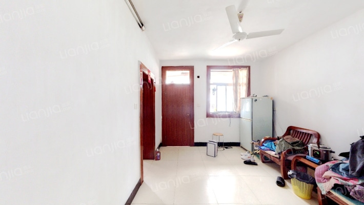 食品公司宿舍二手房实景图