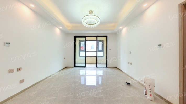 湖畔花园二手房实景图