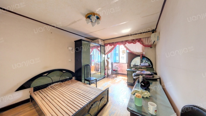 凌兆新村(凌兆路586弄)二手房实景图