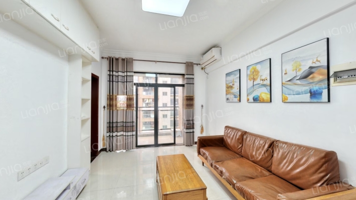 新世纪领居D区二手房实景图