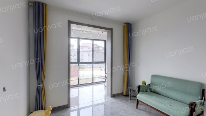 清华府东苑二手房实景图