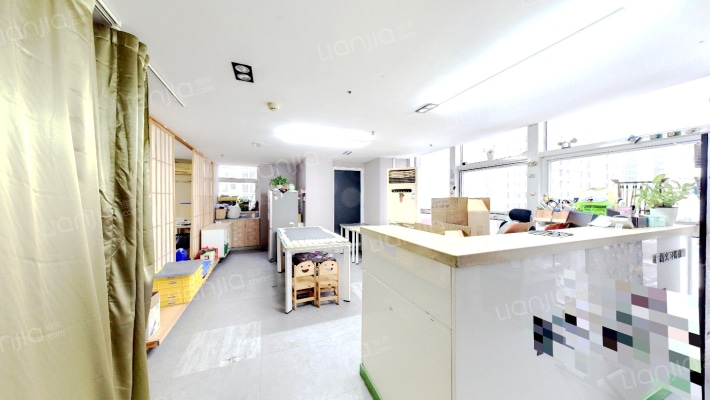 悦泰诚里二手房实景图