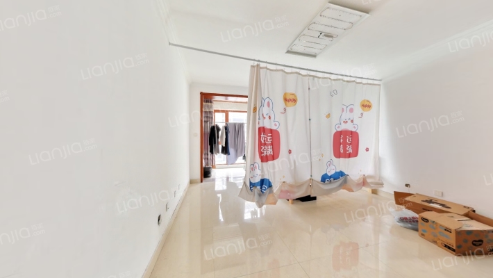 温莎郡二手房实景图