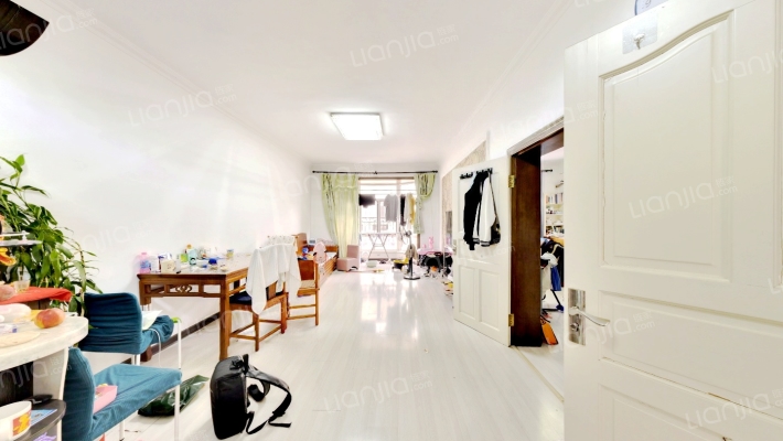 信恒现代城二手房实景图