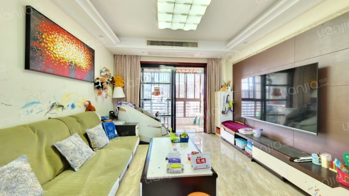 君豪华庭二手房实景图