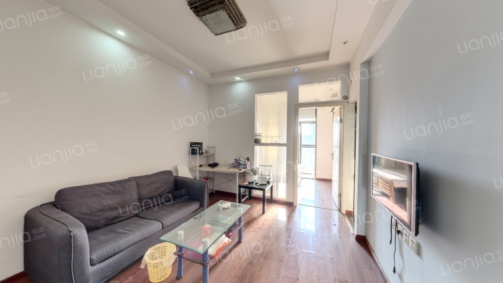 东衡爱地社区二手房实景图