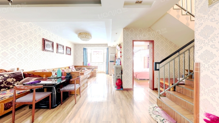 书香芳邻二期二手房实景图