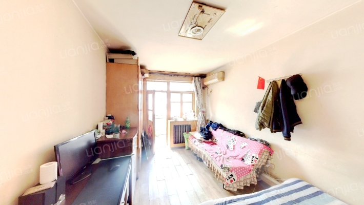 珍园里二手房实景图