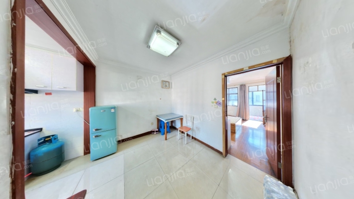 惠龙新村C区84-176号二手房实景图