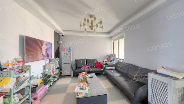 豪盛花苑二手房实景图