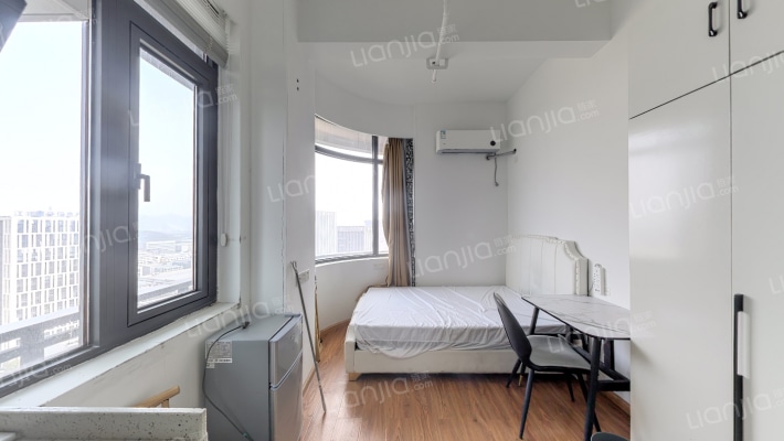 万科云汇中心二手房实景图