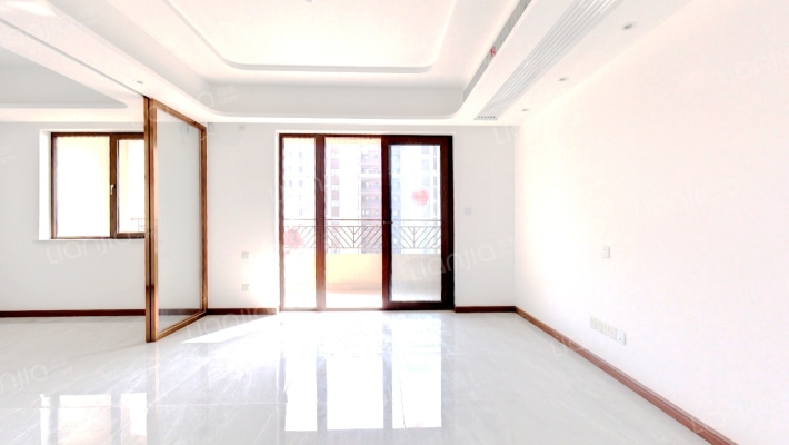 保利天悦四期二手房实景图