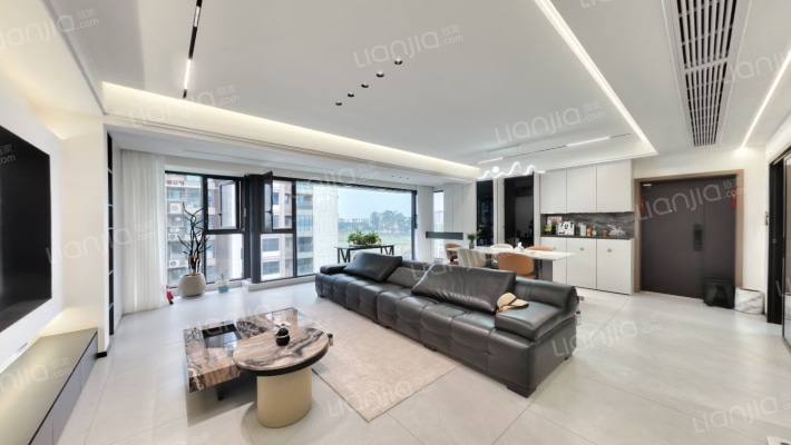 天樾华宸二手房实景图