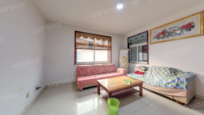 西贾新村二手房实景图