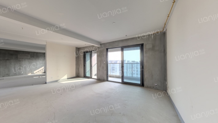 时代云图里二手房实景图