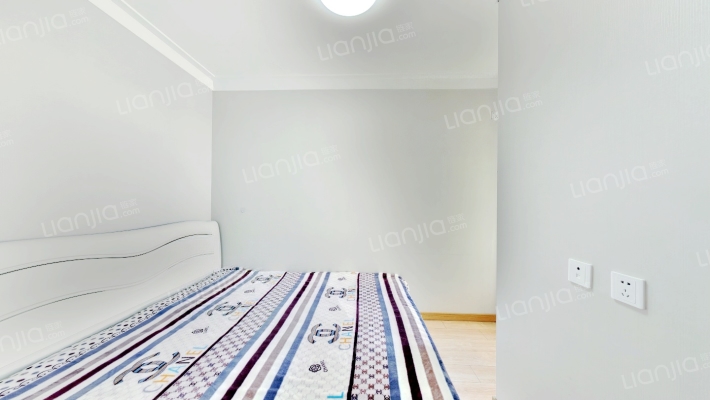 万科未来城一期二手房实景图