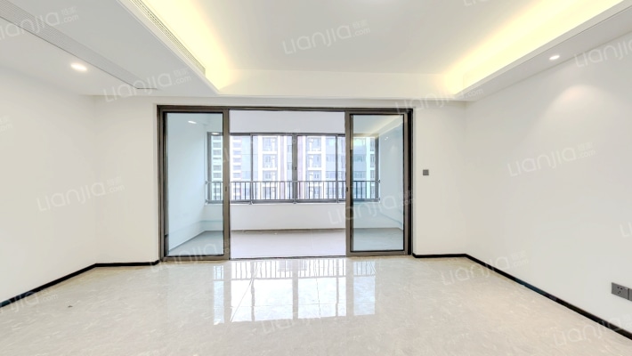 招商奥体公园一期二手房实景图