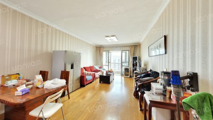 新汇华庭二手房实景图