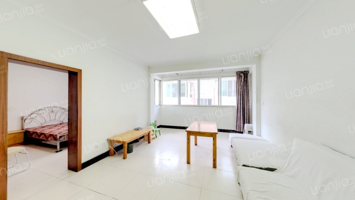 世发名居二手房实景图