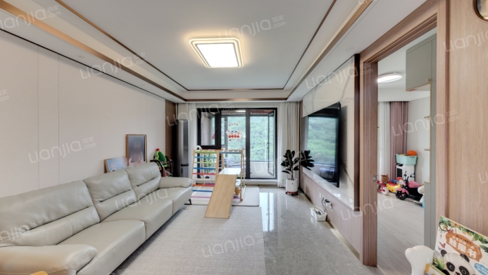 金地城E10二手房实景图