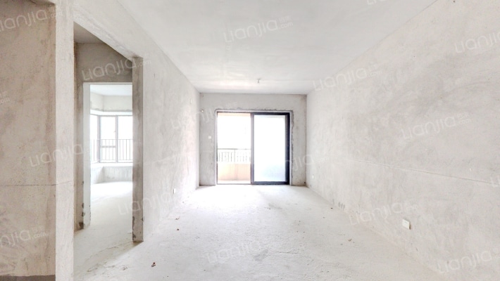 华发依山郡一期二手房实景图