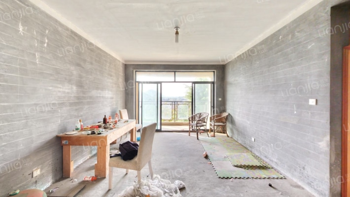 逸江华庭二手房实景图