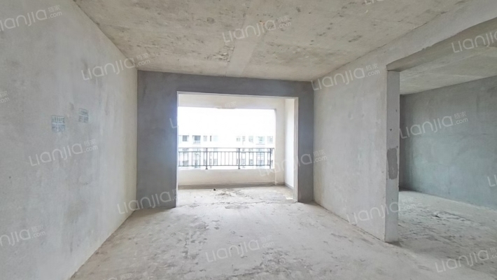万华广场二手房实景图