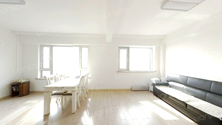 鹏城杰座二手房实景图