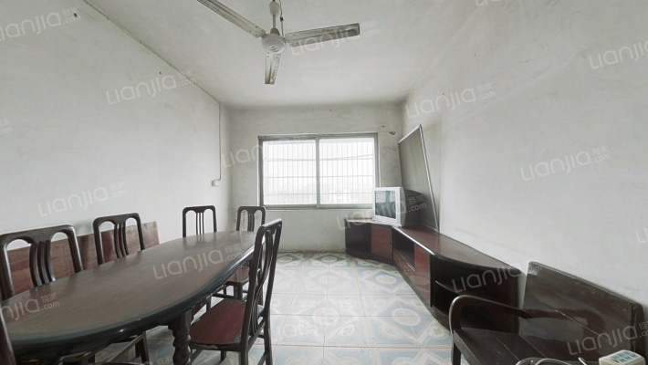 庐山南大道造漆厂宿舍二手房实景图