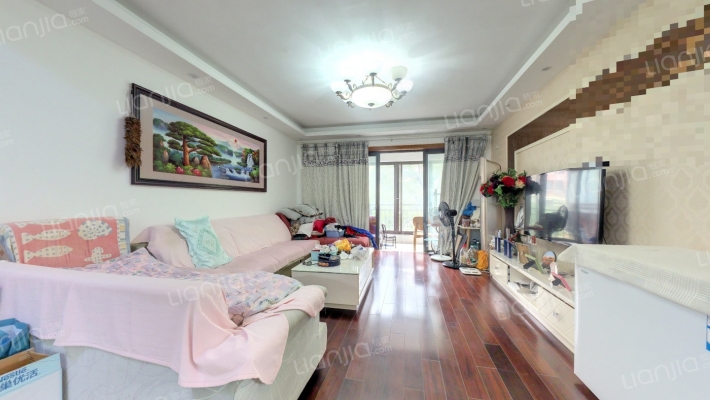 鹏润伊顿公馆二手房实景图