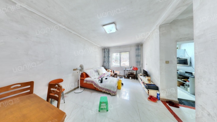 湾里区七彩路富丽花园二手房实景图