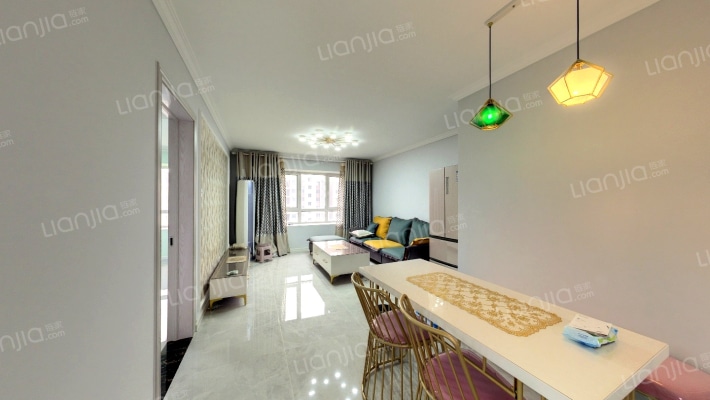 大运河孔雀城英国宫四期二手房实景图