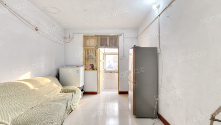 内衣厂家属院二手房实景图