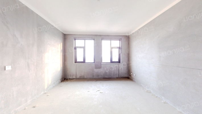 鸿园玉兰苑东苑二手房实景图